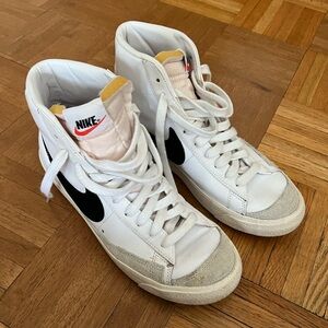 Nike Blazer Men’s 8 women’s 9.5